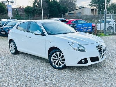 White Used 2015 Alfa Romeo Giulietta Business Hatchback | £4,795 (Expensive)