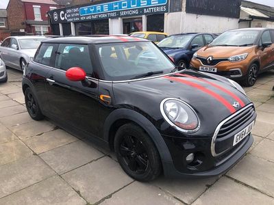 Used Mini Cooper D Hatch 2015 Black Hatchback