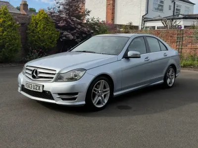 Begagnad Mercedes C220