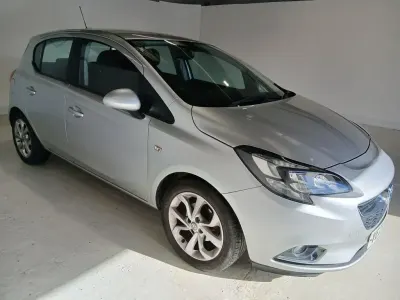 Używany Vauxhall Corsa SRi 90 KM (66 kW) 2018 Srebrny Hatchback