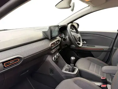 Gebraucht Dacia Sandero Prestige 90 PS (66 kW) 2023 Schwarz SUV
