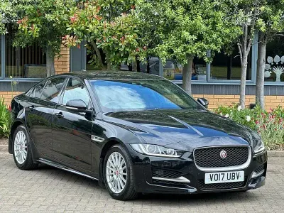 Used Jaguar XE R-Sport 180 HP (132 kW) 2017 Black Sedan