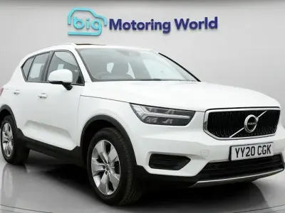 Second-hand Volvo XC40 Momentum 163 CP (119 kW) 2021 SUV