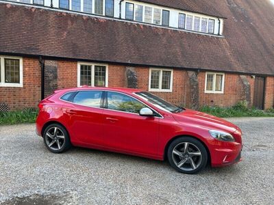 used Volvo V40 D2 R DESIGN 5dr