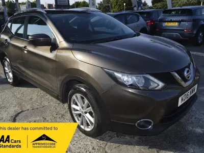 Used Nissan Qashqai Acenta 115 HP (84 kW) 2016 Bronze SUV