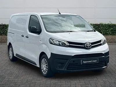 Used Toyota Proace 120 HP (88 kW) 2023 White MPV