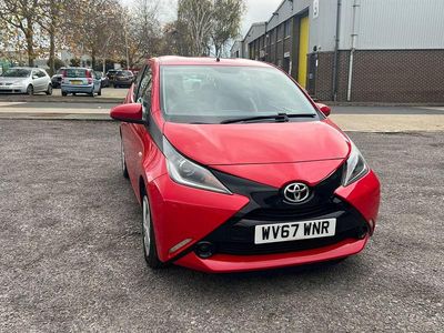 Used Toyota Aygo X-play 68 HP (50 kW) 2017 Red Hatchback