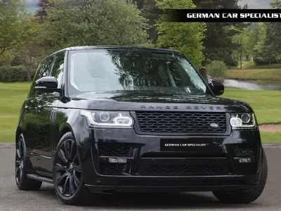 Begagnad Land Rover Range Rover Vogue SE 306 HK (225 kW) 2017 Svart SUV