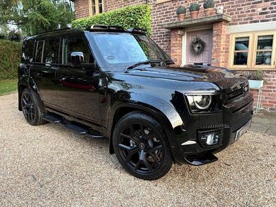 Black New 2025 Land Rover Defender SE Dynamic | £74,994 (Fair price)