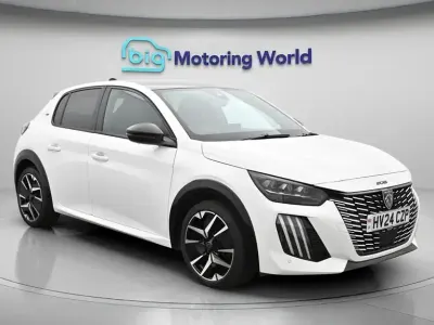Used Peugeot 208 GT 100 HP (73 kW) 2024 White Hatchback