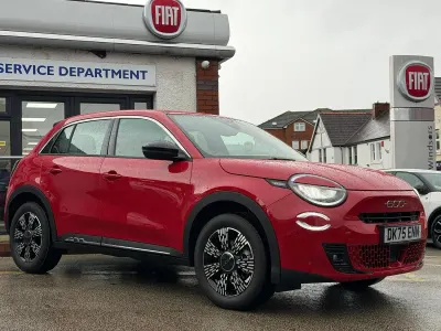 New Fiat 600 2025 Red SUV