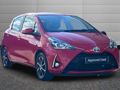 Used Toyota Yaris Hybrid 100 HP (73 kW) 2019 Red Hatchback