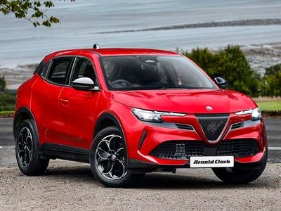 New Alfa Romeo GT Junior 136 HP (100 kW) 2025 Special paint  brera red Hatchback