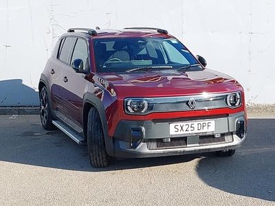 Used Renault R4 Komfort 110 kW (150 HP) 2025 Red Estate