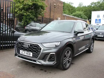 Used Audi Q5 S-Line 2021 Daytona grey SUV