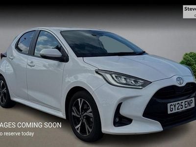 Second-hand Toyota Yaris Hybrid Design 116 CP (85 kW) 2026 Hatchback