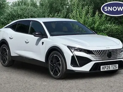 Usado Peugeot 408 GTi 136 CV (100 kW) 2025 Blanco SUV