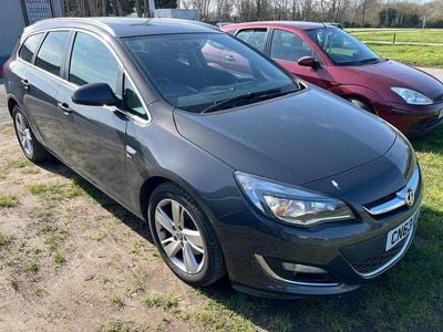 Used Vauxhall Astra SRi 165 HP (121 kW) 2013 Grey Estate
