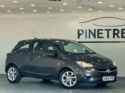 Begagnad Vauxhall Corsa 70 HK (51 kW) 2015 Grå Halvkombi