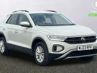 Begagnad VW T-Roc Life 150 HK (110 kW) 2023 Grå SUV