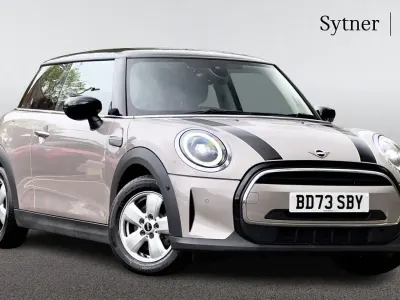 Używany Mini Cooper Classic 134 KM (98 kW) 2023 Szary Hatchback