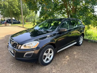 Used Volvo XC60 R-Design 163 HP (119 kW) 2011 Black SUV