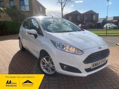 Used Ford Fiesta Zetec 2014 White Hatchback