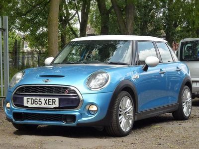 Blue metallic Used 2015 Mini Cooper S Hatch Hatchback | £5,995 (Fair price)