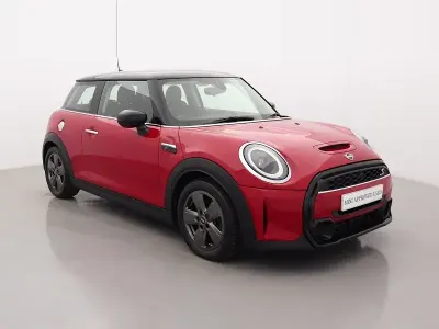 Used Mini Cooper S Classic 176 HP (129 kW) 2022 Red Hatchback