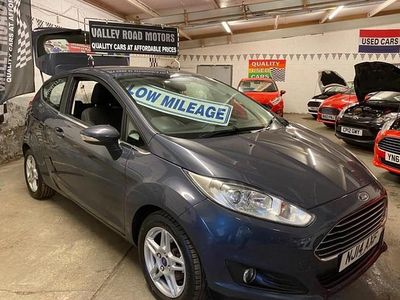 Red Used 2014 Ford Fiesta Zetec Hatchback | £4,995 (Fair price)