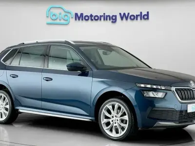 Usado Skoda 110 R SE L 110 CV (80 kW) 2021 Azul Utilitario
