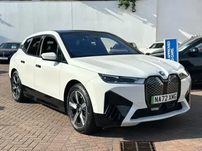 Used BMW iX M Sport 236 kW (322 HP) 2022 White SUV