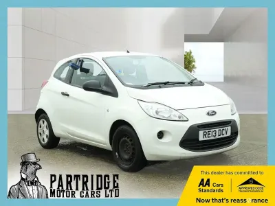 Used Ford Ka Studio 69 HP (50 kW) 2013 White Hatchback