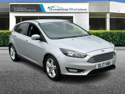 Używany Ford Focus Titanium 120 KM (88 kW) 2017 Srebrny Hatchback