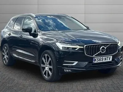 Used Volvo XC60 Inscription 235 HP (172 kW) 2019 Onyx black SUV