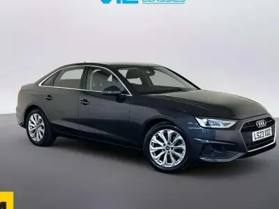 Begagnad Audi A4 Advanced 150 HK (110 kW) 2023 Grå Sedan