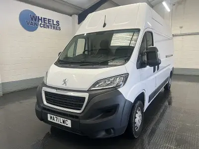 Used Peugeot Boxer S 140 HP (102 kW) 2021 White Van