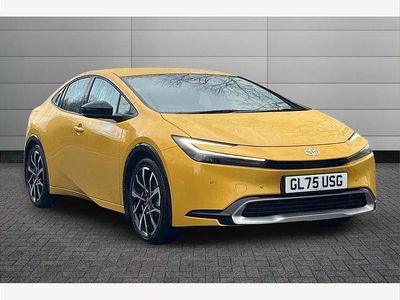 New Toyota Prius 223 HP (164 kW) 2025 Yellow Hatchback