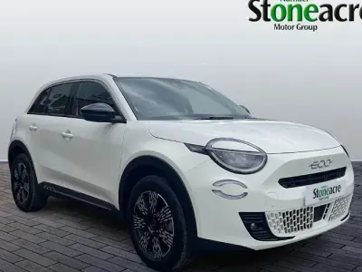 New Fiat 600 136 HP (100 kW) 2025 White SUV