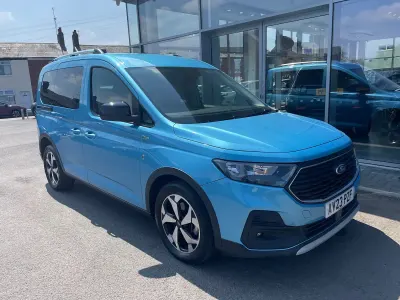 Used Ford Tourneo Connect Active 114 HP (83 kW) 2023 Blue MPV