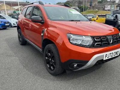 Used Dacia Duster Extreme 91 HP (66 kW) 2022 Orange SUV