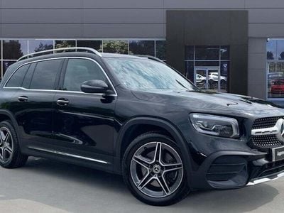 Mercedes GLB220