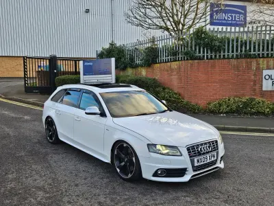 Begagnad Audi A4 2009 Vit Kombi