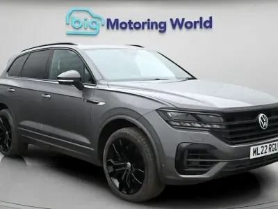 Usado VW Touareg Black Edition 340 HP (250 kW) 2022 Cinzento SUV