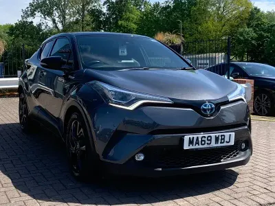 Used Toyota C-HR 122 HP (89 kW) 2019 Grey SUV