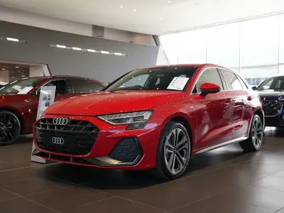 Ny Audi A3 Sportback e-tron S-Line 204 HK (150 kW) 2026 Halvkombi