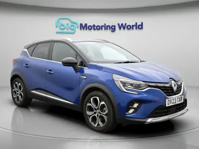 Used Renault Captur Techno 141 HP (103 kW) 2023 Blue/black SUV