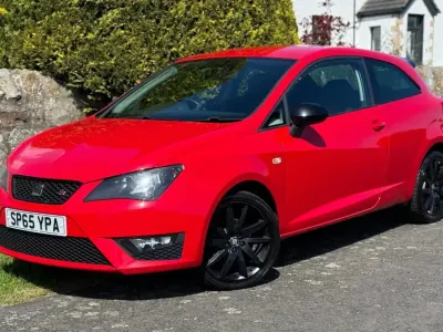 Używany Seat Ibiza FR 2015 Czerwony Hatchback