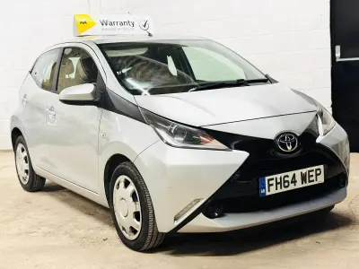 Used Toyota Aygo X-play 68 HP (50 kW) 2015 Silver Hatchback