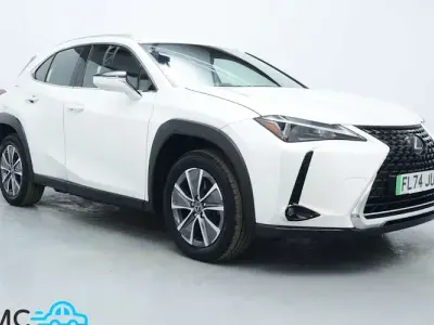 Usado Lexus UX 150 kW (204 HP) 2024 SUV